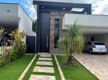 Casa de 3 quartos, Jacareí · Oportunidade Casa em Condomínio Residencial Golden Park Jacareí 3 Dormitórios uma suíte 140m².