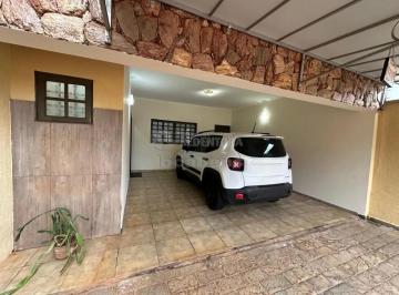 Casa · 450m² · 3 Quartos · 2 Vagas · Casa a venda no Jardim Nazareth com 03 quartos, 02 salas amplas, varanda e edícula nos fundos