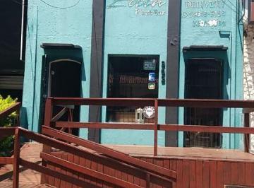 f25f47419eb70419500d1737e1c86afd54baf997 · Casa Comercial no Cambuí