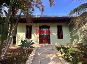 Casa · 220m² · 3 Quartos · 4 Vagas · Casa com 3 quartos, Jardim Sevilha.
