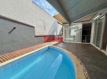 Casa · 200m² · 3 Quartos · 4 Vagas · Casa à venda no Residencial Euroville.