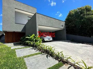 Casa · 237m² · 3 Quartos · 4 Vagas · Casa à venda - Residencial Campos do Conde.