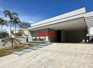 Casa · 176m² · 3 Quartos · 4 Vagas · Casa à venda, térrea - Villa Real de Bragança.