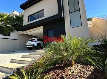 Casa · 167m² · 3 Quartos · 4 Vagas · Casa à venda no Condomínio Villa Real.