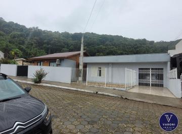 11-1782414241864.jpg · 02 casas! Oportunidade em local alto, próximo ao Centro de Itajai