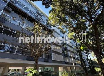 ef6efed0-8abd-4932-b100-e921dd0f1f91.webp · Apartamento de canto, nascente, vazado