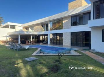 153437_bc3e59f7-6716-461a-8e68-c59db861b15f_lg.jpg · SHIS QL 28 - Casa de Alto Padrão com sofisticação e tecnologia em perfeita harmonia no Lago Sul