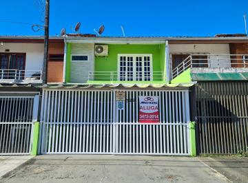 16dfd2ffe1f25f90613ce897ce46e09c4aeaef34 · Sobrado com 3 dormitórios para alugar, 98 m² por R$ 500,00/dia - Centro - Guaratuba/PR