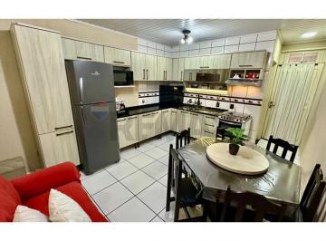 Casa · 53m² · 2 Quartos · 2 Vagas · Casa 2 dormitórios em Cachoeirinha, bairro Jardim do Bosque; a venda por R$ 205.000,00.