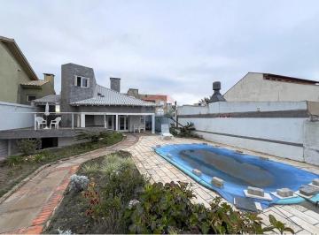 Casa · 300m² · 7 Quartos · 4 Vagas · Casa à venda Beira-Mar em Xangri-lá"
