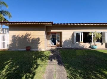 Casa · 525m² · 3 Quartos · Casa a venda no centro de Atlântida Xangri-Lá, RS