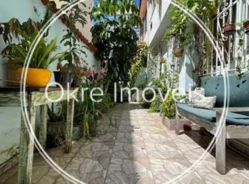 Casa · 180m² · 6 Quartos · 1 Vaga · Casa de Vila Triplex - Botafogo