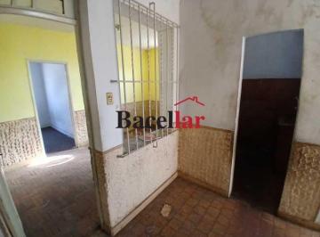 Apartamento · 75m² · 2 Quartos · Apartamento : Padrão / Residencial / Pilares