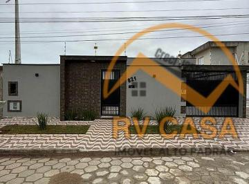 Casa · 118m² · 3 Quartos · 4 Vagas · Casa à venda em Itanhaém no bairro São João, lado praia, com