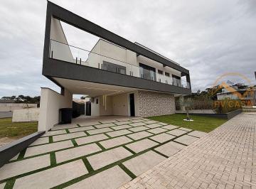 Casa · 250m² · 6 Quartos · 2 Vagas · CASA DE ALTO PADRÃO : PORTEIRA FECHADA NO BOSQUE
