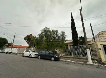 Casa · 304m² · 3 Quartos · 3 Vagas · IMÓVEL NO CENTRO DE CAÇAPAVA ESPAÇO E CONFORTO EM UM ÚNICO IMÓVEL