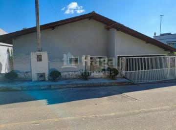 Casa · 260m² · 5 Quartos · 2 Vagas · Casa semi mobiliada à venda no Bairro Souza Cruz em Brusque/SC