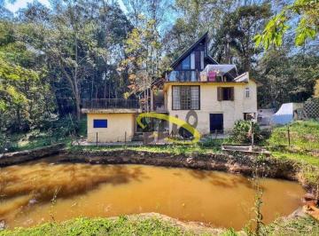1adf972dc1acdc06bee2dc587b76ff1b78695fbe · Casa com 3 dormitórios à venda, 224 m² por R$ 850.000,00 - Granja Viana - Embu das Artes/SP