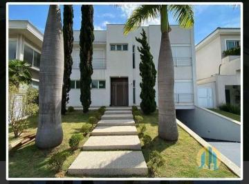 Casa · 536m² · 4 Quartos · 5 Vagas · Casa de Alto Padrão para Locação no Residencial Villa Solaia – Tamboré – Barueri/SP