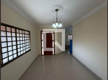 Casa · 230m² · 3 Quartos · 3 Vagas · Casa para Aluguel - Santa Mônica, 3 Quartos,  230 m² - Uberlândia