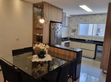 Casa · 147m² · 4 Quartos · 4 Vagas · Casa para venda em Vila São Paulo de 147.00m² com 4 Quartos, 4 Suites e 4 Garagens