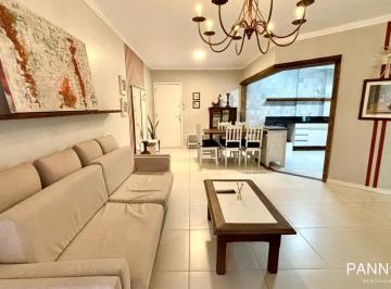 Apartamento · 90m² · 2 Quartos · 1 Vaga · Apartamento com 2 dormitórios para alugar, 90 m² por R$ 5.500,00/mês - Centro -