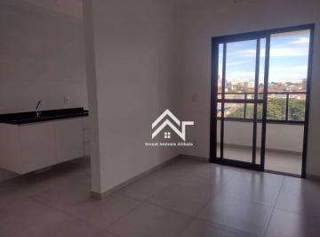 Sala com parede separada /cozinha / lavanderia · 1 suíte, vista livre, varanda gourmet, piscina e lareira no rooftop.