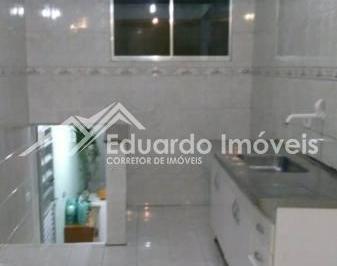 Casa · 300m² · 6 Quartos · REF:14.   3 Casas. 6 dormitórios. 1 suite. 7 banheiros. Ótima localização. Alvarenga