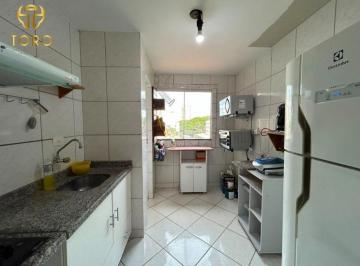 Apartamento · 72m² · 3 Quartos · LOCAÇÃO | Apartamento, com 3 dormitórios em Vila Bosque, Maringá