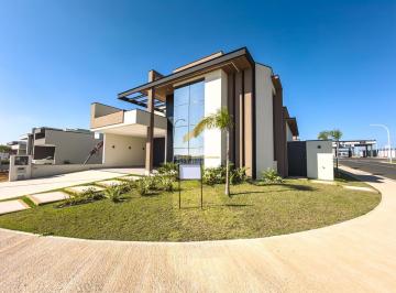 0 · Casa Moderna com 3 Suítes, Piscina Aquecida, Sauna e Energia Solar em Condomínio