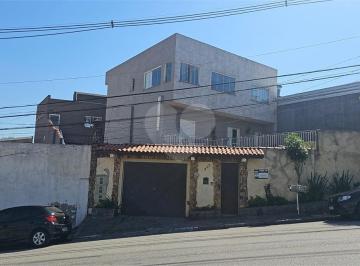 Casa · 350m² · 8 Quartos · 3 Vagas · Sobrado com 8 quartos à venda em Jardim dos camargos - SP