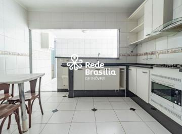 Casa · 180m² · 4 Quartos · 2 Vagas · TH32035 - Qr 122 Santa Maria, Casa 04 quartos, 180m². Agende sua visita!