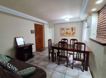 Apartamento de 2 quartos, Santos · Apto 2 dorms a apenas 1 quadra da praia !