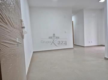 Apartamento · 67m² · 3 Quartos · 1 Vaga · Oportunidade - Apartamento - Parque Industrial - Edifício Antônio Carlos - 3 Dormitórios - 67,80m².