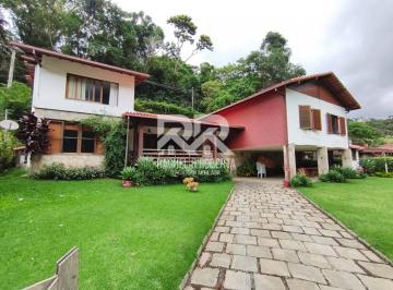 Casa · 193m² · 6 Quartos · 4 Vagas · Casa em Condomínio Verdadeiro Refúgio de Paz e Segurança