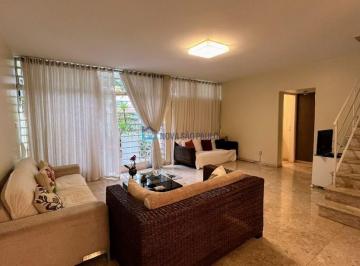 Casa · 200m² · 3 Quartos · 5 Vagas · Casa no Paraíso/Aclimação com 3 Quartos 2 Suítes 5 Vagas e Edícula
