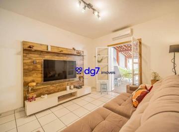 Casa · 172m² · 3 Quartos · 3 Vagas · Casa silenciosa no Jardim Monte Kemel!