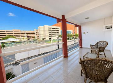 Comercial · 235m² · 4 Quartos · 3 Vagas · Casa comercial no Bairro Industrial em Aracaju/SE – Espaço Ampliado e Localização Estratégica na Ave