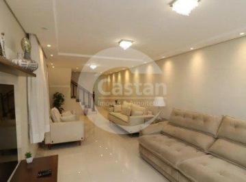 Casa · 217m² · 3 Quartos · 2 Vagas · Sobrado em Vila Prudente