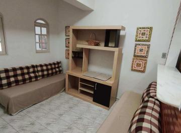 apartamento-com-1-quarto-p-locacao-anual-no-centro1111230.jpeg · Apartamento Quarto e Sala Frente p/ Mar Disponível p/ Locação Anual no Centro de Guarapari/ES