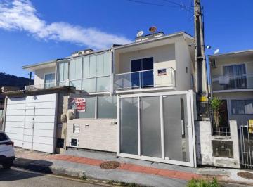 Casa · 72m² · 2 Quartos · 2 Vagas · Casa Residencial 72M² - para Alugar