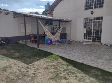 Casa · 397m² · 4 Quartos · Casa à venda - em Santa Lúcia