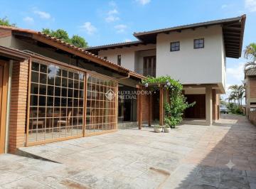Casa · 245m² · 3 Quartos · 3 Vagas · Casa com 245 m², 3 quartos, 2 suíte em Belem Velho