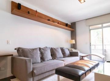 Apartamento de 2 quartos, São Paulo · Apartamento reformado e mobiliado nos Jardins