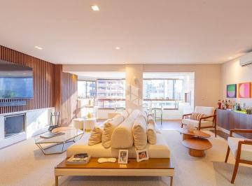 Apartamento · 168m² · 3 Quartos · 2 Vagas · Apartamento Reformado ao lado do Shopping Bourbon Carlos Gomes