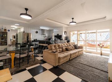Casa · 130m² · 3 Quartos · 3 Vagas · Casa à venda de 3 dormitórios e 3 vagas de garagem, no bairro Passo da Areia, em Porto Alegre.