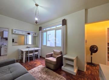 Apartamento · 71m² · 2 Quartos · Apartamentom no Bomfim de 2 quartos com dependência