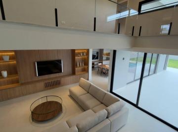Casa · 373m² · 4 Quartos · 4 Vagas · Casa Com 4 Dormitórios | Condomínio Figueira Garden | Atibaia/SP
