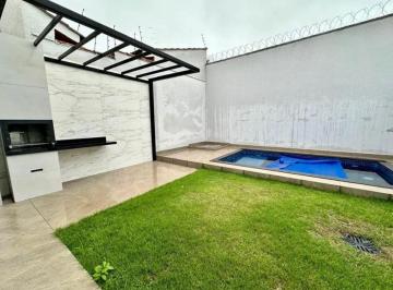 Casa de 3 quartos, São Paulo · Casa de 189 m² com 3 quartos à venda em Veleiros