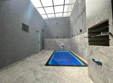 Casa de 3 quartos, São Paulo · Casa de 190 m² com 3 quartos à venda no Sacomã